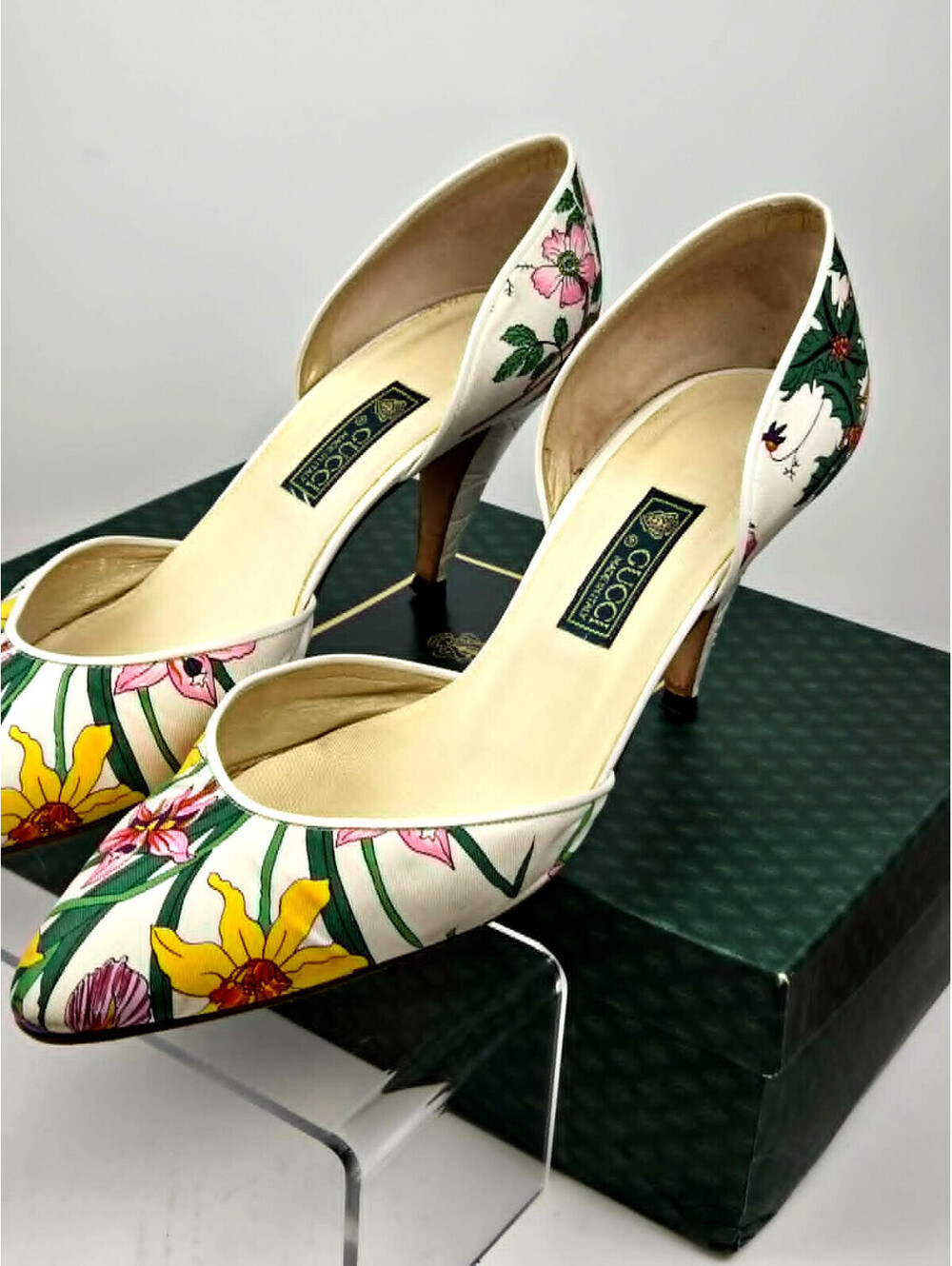 Vintage Gucci Flora Pumps 37.5 7.5 Floral Heels 1980s Italy w Box - Picture 8 of 16